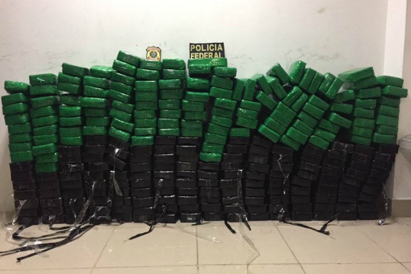 Homem é preso mais de 200 quilos de cocaína no Uberaba Curitiba e