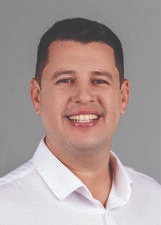 DR. LÉO