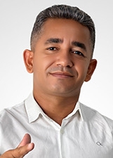 LUCIANO VAZ