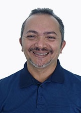 PROFESSOR UMBERTO BRITO