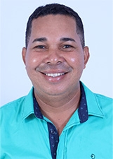 GILSON TAVARES