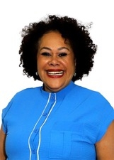 DRA. ELIANA SANTIAGO