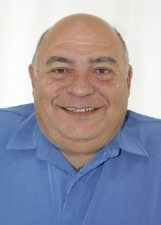 DR. MILTON KAKÁ