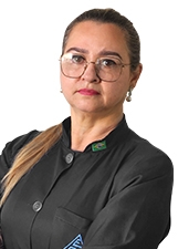 PROF CRIS DA ESCOLA TRIÂNGULO