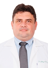 DR. JOHNYS BASSO