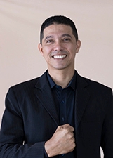 PASTOR HELITON LOPES