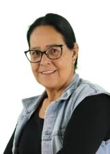 LENI MACHADO