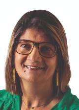 MÁRCIA NEVES