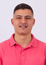 VICTOR MENESES