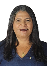 CLAUDIA DOS FORGES