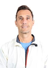 DR. MARCOS VALENTE