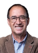 DR MARCOS MOURA