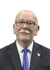 DR ADILSON DIAS