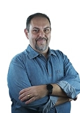 DR FLAVIO FREITAS