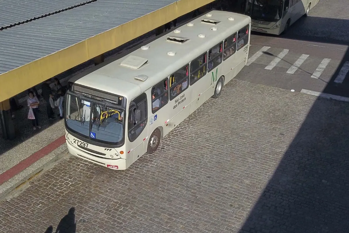 Nova linha de ônibus entre Curitiba e cidade da RMC vai ligar terminais em menor tempo