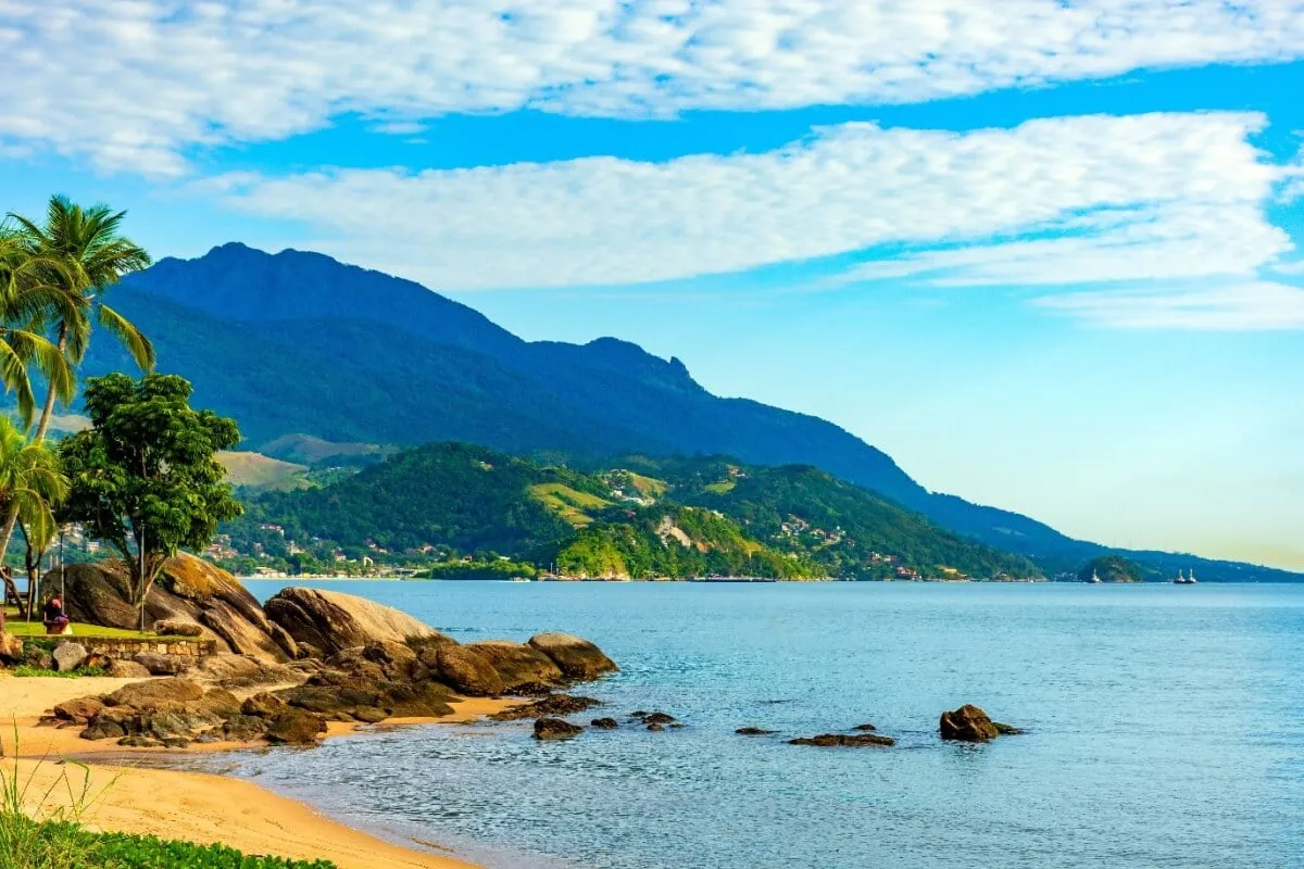 Veja o que conhecer em Ilhabela durante um final de semana