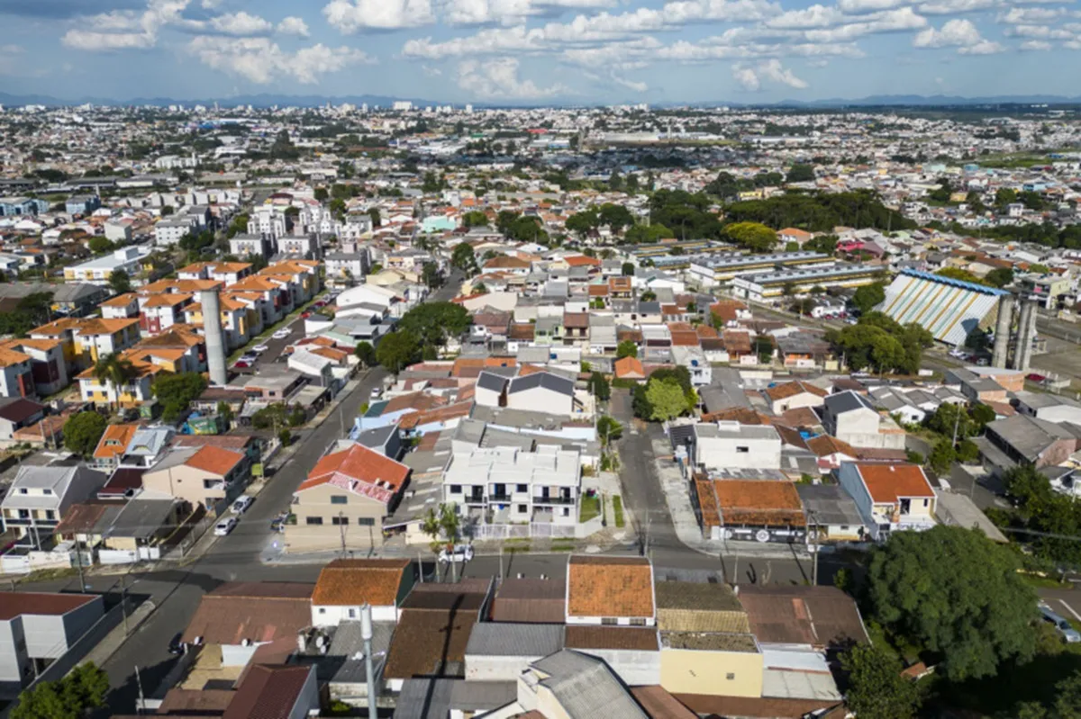 Prefeitura de Curitiba 'libera' imóveis públicos para uso de organizações