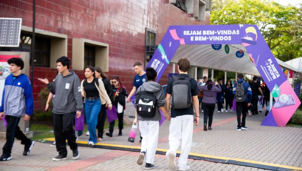 PUCPR realiza feira de cursos e profissões. Foto: Divulgação