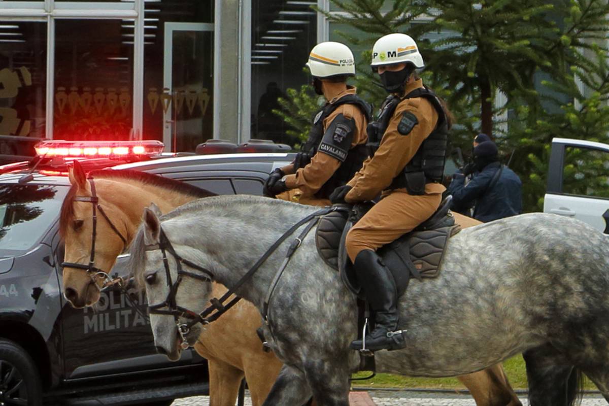 Projeto prevê auxílio alimentação a policiais do Paraná.