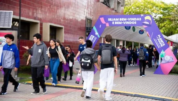 Universidade promove feira de cursos e profissões com entrada gratuita