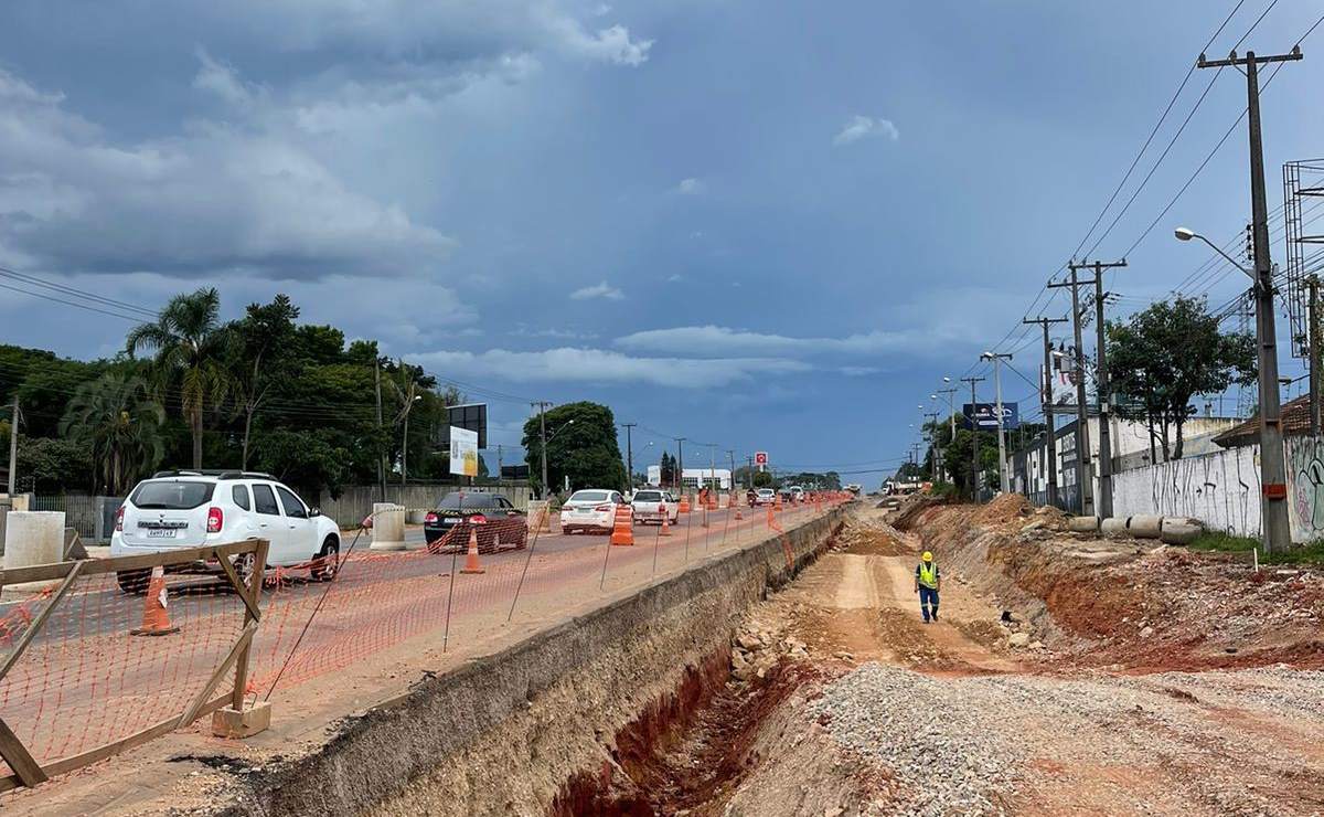 novo viaduto em São José dos Pinhais