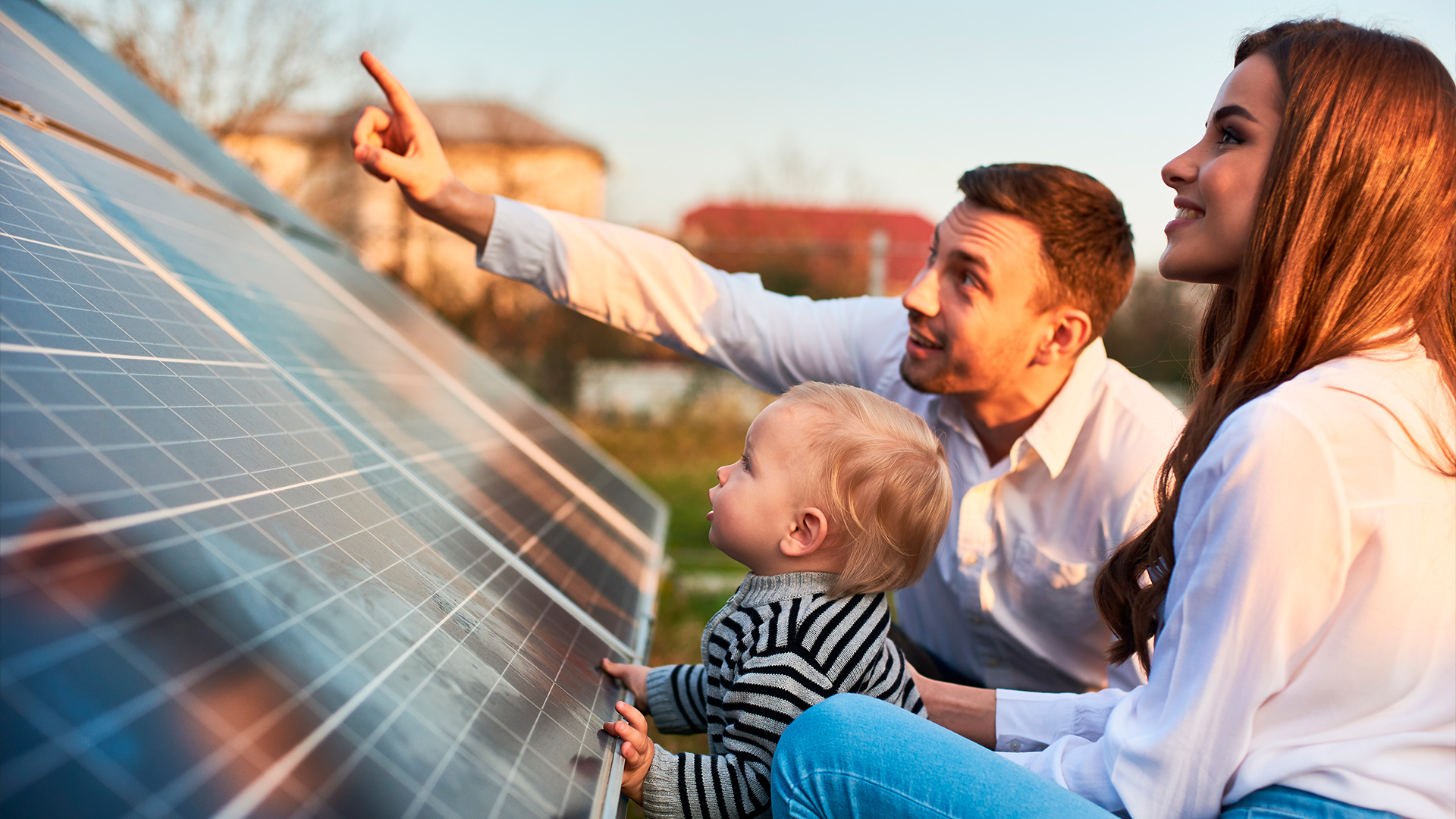 Investir em energia solar pode ser bastante vantajoso financeiramente, inclusive a curto prazo. A natureza e o futuro do Planeta também agradecem | Foto: Shutterstock