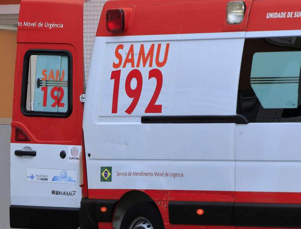 Ambulância do Samu (Serviço de Atendimento Móvel de Urgência)