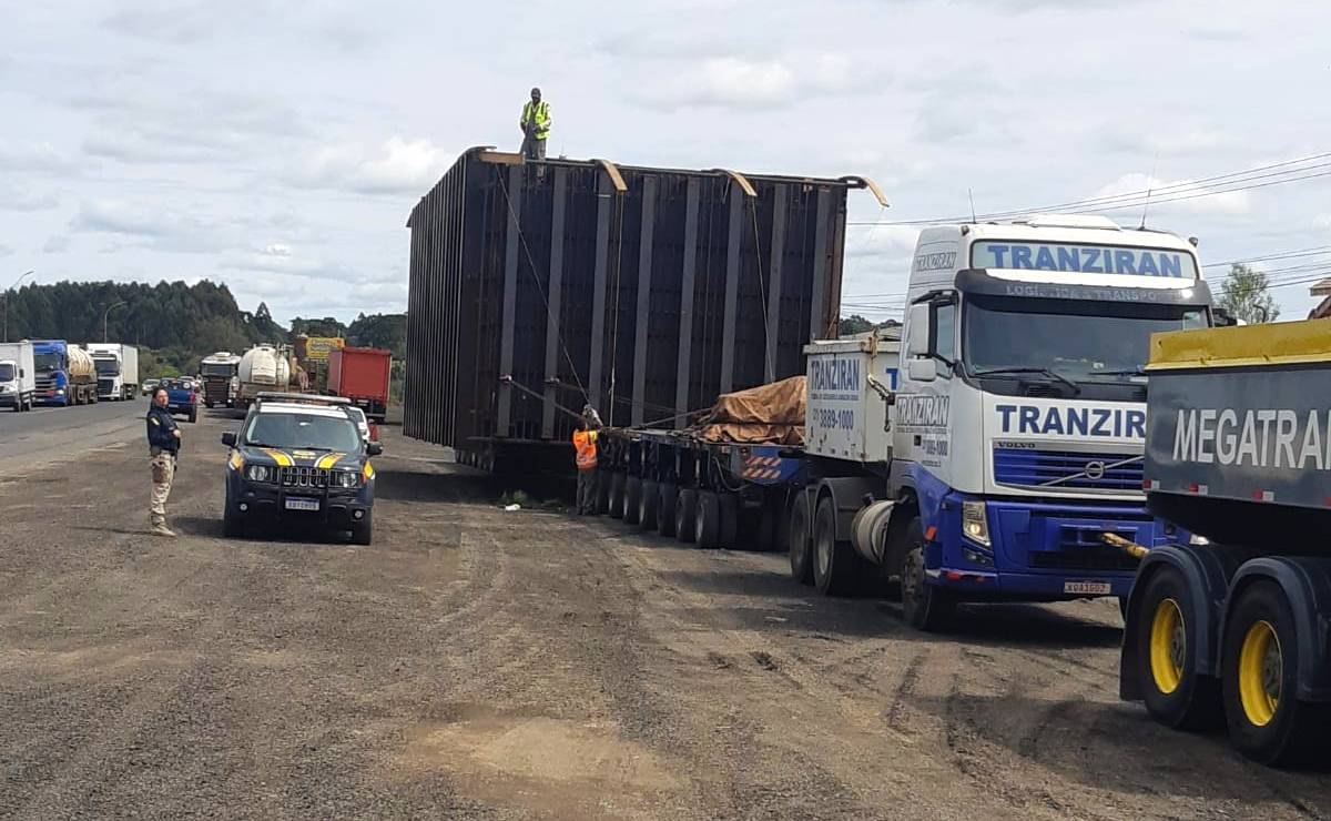 BR-277 entre Curitiba e Litoral receberá 175 mil veículos no feriadão