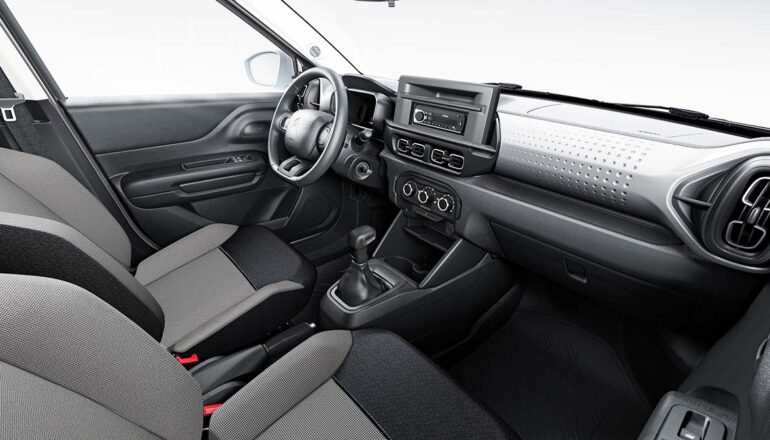 Citroën C3 amplia acessibilidade inteligente com pacote Live Plus ...