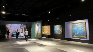 Shopping de Curitiba leiloa obras de exposição sobre Monet em prol do RS