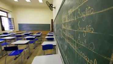 No mesmo dia que 'Parceiro da Escola' é sancionado, Paraná torna documentos da Educação sigilosos por 5 anos