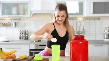 7 benefícios do whey protein e como inseri-lo na dieta