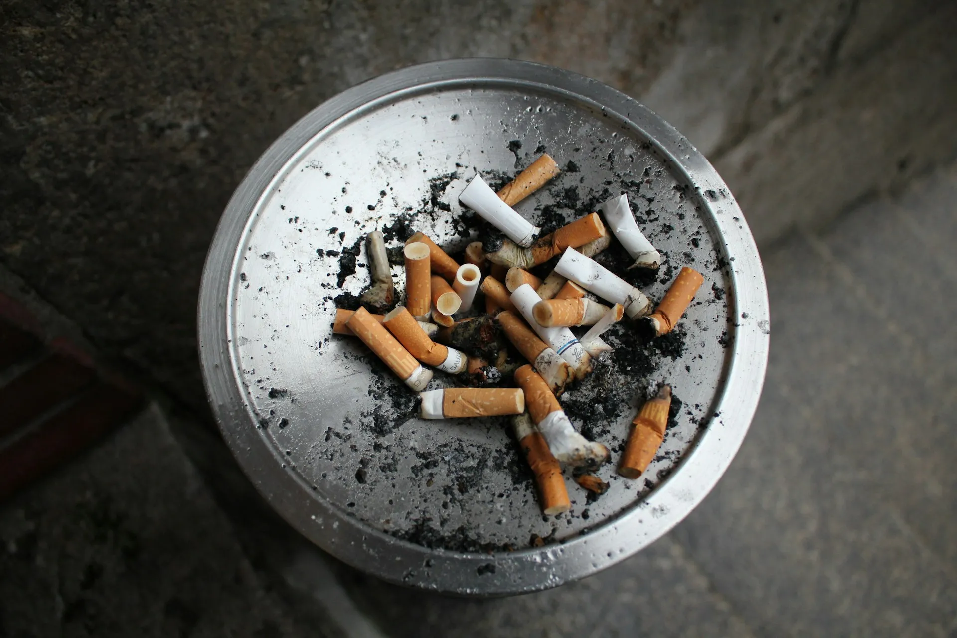 Cigarro causa dependência química
