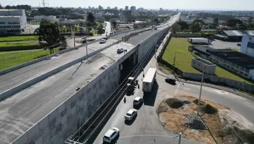 Novo viaduto da BR-376, em São José dos Pinhais, pode ser liberado em breve