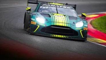 Aston Martin Vantage GT3 obtém vitória histórica em Spa-Francorchamps