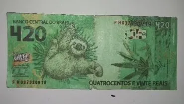 R$ 420! Nota falsa é apreendida em Curitiba; imagens eram de bicho-preguiça e maconha