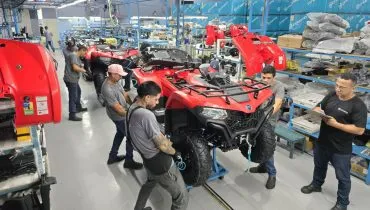 Fábrica de veículos off-road em Manaus amplia produção e a oferta empregos