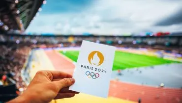 5 ensinamentos de ‘Emily in Paris’ para usar nas Olimpíadas