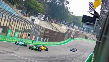 Firás Fahs comemora vitórias na Fórmula Delta em Interlagos