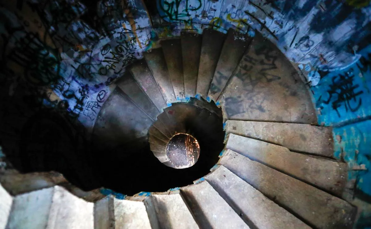 Imagem mostra detalhes de um mirante secreto no Parque Barigui, em Curitiba