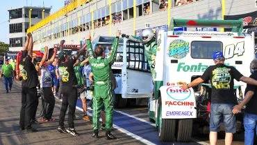 Fontanella e Geovani Tavares largam na frente na Fórmula Truck em Londrina
