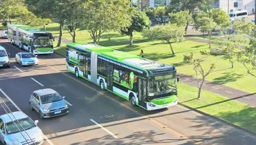 Cascavel começa a operação da maior frota de ônibus elétrico