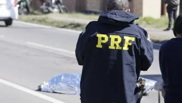 Idoso atropelado na Estrada da Ribeira.