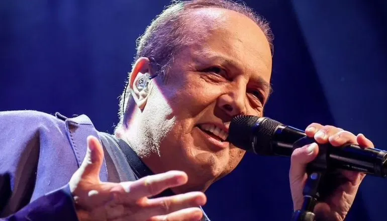 Show de 50 anos de José Augusto em Curitiba tem ingressos no fim