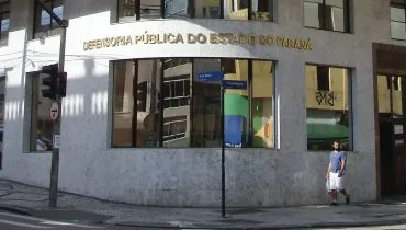 Vídeo íntimo de mulher vira pornografia de vingança no Paraná