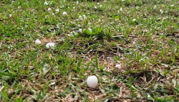 Granizo em Curitiba! Previsão do tempo tem alerta de tempestade!