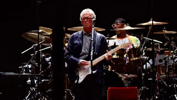 Eric Clapton brilha e divide protagonismo em show em Curitiba