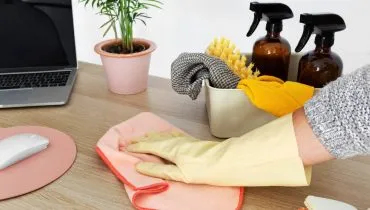 Como fazer produtos de limpeza caseiros? Receitas simples e econômicas