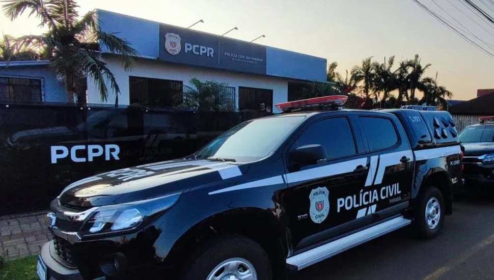 Imagem mostra uma viatura da Polícia Civil.