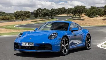 Porsche inicia pré-vendas do novo 911 Carrera no Brasil